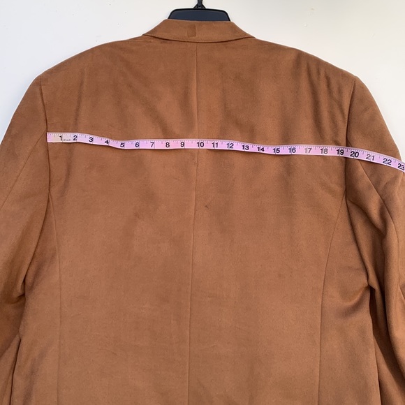 Men’s blazer Suede camel color. See pictures for sizes great for fall - Picture 10 of 14